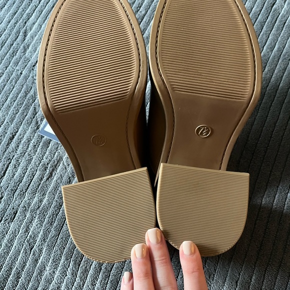 Universal Thread Tan Platform Mules - Picture 5 of 5